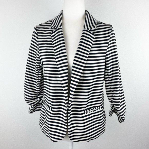 [gnw] Women's Blazer Scrunched 3/4 Sleeves Black & White Striped Size Medium - Picture 3 of 11
